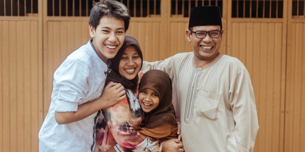 Indonesian family 